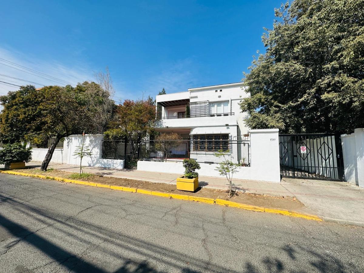 Maktvb Europa - Hostal Boutique Santiago Exterior photo